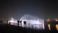 Fuente de agua flotante para espectáculos de baile a gran escala en la isla de Bagdad, Irak, construcción de acero inoxidable, luces RGB DMX 512