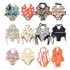 Maillots de bain en gros personnalisés pour filles, imprimés, haut halter, short, bikini, maillots de bain pour enfants 2025 - Product Image 3