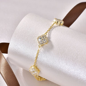 Nuovi Bracciali e Braccialetti Lucidi all'Ingrosso, Catena con Quadrifoglio, Charm Floreale, Bracciale in Moissanite Naturale per Donne - Product Image 3