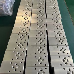 Çin Fabrikası Özel Yapım Hidrolik Kartuş Valf Manifold Blokları Yüksek Hassasiyetli CETOP 03 Paralel Devre Manifoldu ISO9001 - Product Image 4