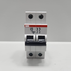 Plc Piece Baru Asli Original S202-B32 <span class=keywords><strong>2</strong></span>-POLE MINIATURE CIRCUIT BREAKER 2CDS252001R0325 - Product Image 1