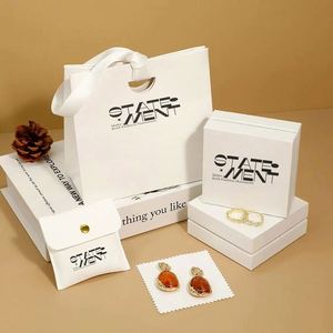 Sacs en papier personnalisés pour vêtements, bijoux de luxe et emballages cadeaux, avec logo sur mesure - Product Image 3