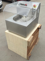Entièrement automatique petit 5kg mini chocolat faisant melting pot réservoir chocolat machine trempe mètre enrobage prix fabricant équipement