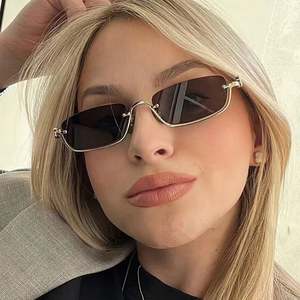 Gafas de Sol Rectangulares Metálicas Retro 2025 con Logotipo Personalizado, Protección UV400, Media Montura, Cuadradas, para Mujer - Product Image 4