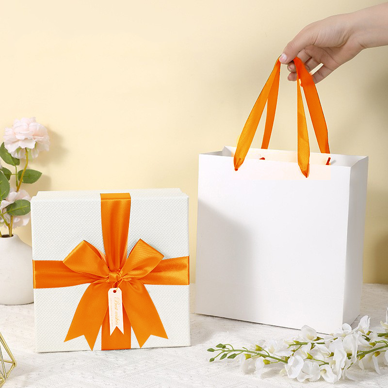 Étiquette Orange Nœud ; 20,5*20,5*10 (Boîte Cadeau Sac Cadeau)