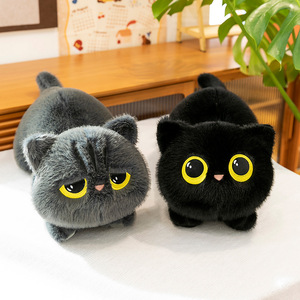 Jouet en peluche <span class=keywords><strong>chat</strong></span> couché mignon avec impression <span class=keywords><strong>de</strong></span> logo personnalisé. Peluche <span class=keywords><strong>de</strong></span> chaton douce et adorable pour une personnalisation légère - Product Image 2