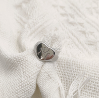 Neuestes Design Edelstahl Herzförmiger Siegelring Hochglanzpoliert in Gold- und Silberfarbe Personalisierter Ring