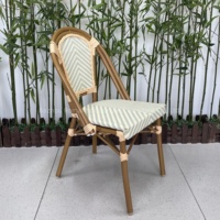 Mobilier de jardin moderne Ensemble de salon Table de jardin Mobilier d'extérieur Chaise de jardin en rotin Chaises de salle à manger en rotin