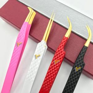 Gold Tip Diamond Grip Calidad Premium Logotipo personalizado Pinzas para extensión de pestañas Tipo de Punta puntiaguda de acero inoxidable sostenible - Product Image 4