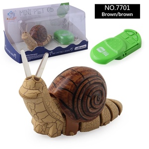 Jouet escargot télécommandé infrarouge avec lumière LED, animal électronique réaliste, modèle d'insecte fantaisie pour farces et éducation - Product Image 6