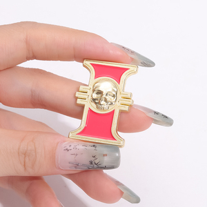 Pin de Esmalte Heterodoxo al por Mayor con Diseño de la Lucha del Imperio, Broche de Metal Vintage para Juegos de Rol, Insignia para Mochila, Joyería, Regalo - Product Image 4