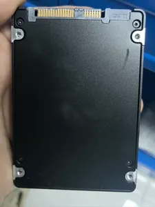 0086DD PM1633A 1.92T SAS 12Gbps ฮาร์ดดิสก์ SSD ภายในแบบรีเฟอร์บิช มือสอง สำหรับเดสก์ท็อป รุ่น MZILSIT9HEJH0D3 ขนาด 1.8 นิ้ว ความจุ 1.92TB ความหนาแน่นในการจัดเก็บข้อมูลสูง - Product Image 3