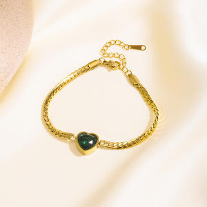 Collar con Colgante de Corazón de Bambú Deportivo Dorado para Mujer, con Circonita Blanca y Perla, Venta al por Mayor Transfronteriza Europa Estados Unidos - Product Image 3