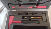 Ensemble d'outils de sauvetage en cas de tremblement de terre