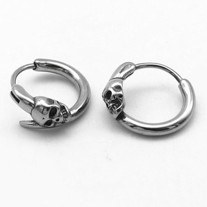 yunnique Skull Clip On <b>Earrings</b> Titanium Steel Geometric Skeleton Design For Men And Women - Product Image 2