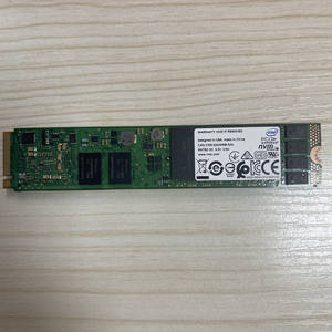 Unidad de Estado Sólido P4511 1T <span class=keywords><strong>M</strong></span>.2 22110 NVME SSDPELKX010T8 - Product Image 1