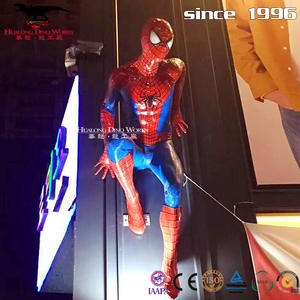 Statue réaliste en fibre de verre Spider Man Iron Man Sculpture de personnage animé personnaliser la décoration - Product Image 2