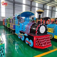 Train touristique sans rails à vapeur miniature BatteryAmusement, Train Dotto coloré personnalisé pour le tourisme rural et les zones scéniques