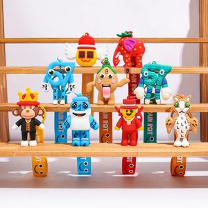 سلسلة مفاتيح ثلاثية الأبعاد رائجة من البي في سي على شكل فيل فراولة كرتوني أنيمي - Product Image 5