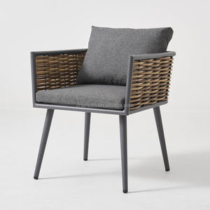 Ensemble de jardin extérieur résistant aux UV-Table à rallonge rectangulaire et 10 chaises de salle à manger en rotin - Product Image 3