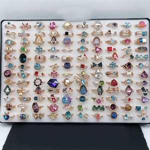 Gioielli XUPING all'Ingrosso, Anello Set in Scatola Placcato Oro 14K con Zirconia Cubica Sintetica per Fidanzamento e Matrimonio, Moda Femminile - Product Image 1