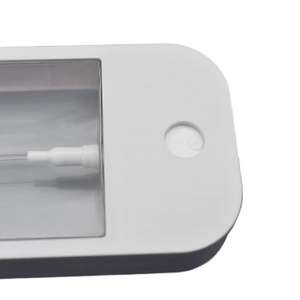 38ml 45ml rechargeable <span class=keywords><strong>vide</strong></span> <span class=keywords><strong>poche</strong></span> carte brouillard plat carré vaporisateur distributeur bouteille de parfum avec support en silicone et porte-<span class=keywords><strong>clés</strong></span> - Product Image 4