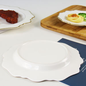 Assiettes en céramique de luxe en porcelaine fine à bord doré, motif tournesol, pour décoration de mariage, vente en gros - Product Image 5