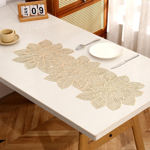 <span class=keywords><strong>Camino</strong></span> de <span class=keywords><strong>Mesa</strong></span> Largo con Diseño de Flor Dorada Púrpura Calado, Estilo Moderno Minimalista, Simple, Resistente al Calor, Impermeable y Antigrasa de PVC - Product Image 3