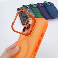 Étui de téléphone à support rapide de luxe pour iPhone 16 15 14 13 12 11 Pro Max Plus Charge sans fil magnétique Housse mate avec protection d'objectif