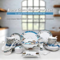 Juego de vajilla de lujo de 52 piezas de fina porcelana de hueso, con platos y cuencos decorados con pintura china.