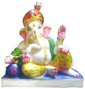 Best Quality Beautiful Design Pure White Marble Durga Mata With Sitting on <b>Lion</b> Sculpture for Home and Temple Decoration Purpose - Product Image 4