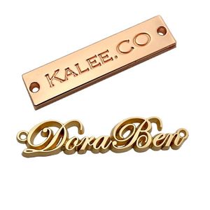 مخصص محفور اسم العلامة التجارية ملصق معدني تصميم شعار علامة تجارية خاصة طباعة ملصق خياطة للملابس والملابس - Product Image 2