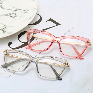 Designer Sunglasses Ce Standard Eyeglasses for Women <strong>Crystal</strong> Cat <strong>Eye</strong> Big Transparent <strong>Frame</strong> Glasses - Product Image 3