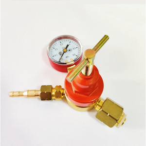 Reductor de Presión de Propano de Latón Estilo Ruso G3/4 para Argón, CO2, Oxígeno y Acetileno, Manómetro de Presión Media LGP - Product Image 5