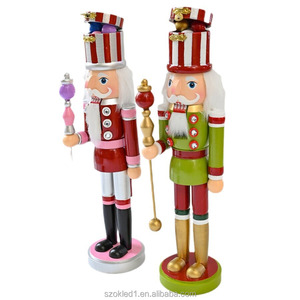 Vente en gros <span class=keywords><strong>pas</strong></span> <span class=keywords><strong>cher</strong></span> Bois 38cm Maison de Noël Collection artistique Décorations Ornement Luxe <span class=keywords><strong>Casse</strong></span>-<span class=keywords><strong>Noisette</strong></span> <span class=keywords><strong>Soldat</strong></span> - Product Image 4