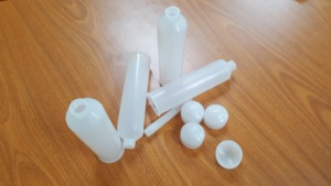 REDECO Distributeur d'adhésif industriel moulé sur mesure, pièces d'étanchéité de haute précision, blanc, OEM ODM Fabriqué au Vietnam - Product Image 6