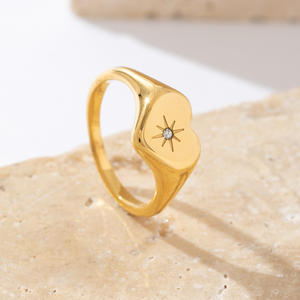 Anillo de Acero Inoxidable con Baño de Oro de 18k, Diseño de Corazón y Zirconia, Venta al por Mayor para Regalo de Boda o Compromiso - Product Image 1