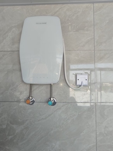 Calentador de Agua Eléctrico sin Tanque <span class=keywords><strong>TELDE</strong></span> de 24000W, Trifásico, con Control Táctil, Pantalla LED, Clase de Impermeabilidad IPX4, Eficiencia Energética, Rápido - Product Image 6