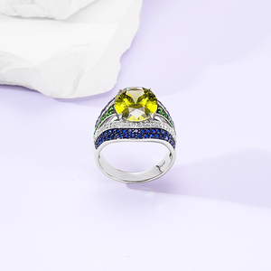 <span class=keywords><strong>Anello</strong></span> di Fidanzamento Religioso di Lusso Vintage Keiyue in Argento 925/Rame con <span class=keywords><strong>Zirconi</strong></span> <span class=keywords><strong>e</strong></span> <span class=keywords><strong>Smeraldo</strong></span> Placcato Oro per Anniversario - Product Image 3