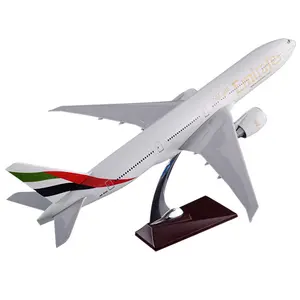 Hersteller liefern B777 Flugzeug Modell 47cm Kunststoff harz Emirates Model Aircraft Comercial