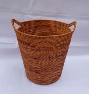 Panier à linge en rotin naturel tressé personnalisable avec couvercle, bac de rangement durable en jonc de mer et sets de table décoratifs - Product Image 6