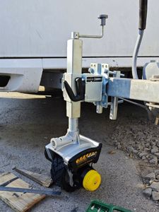 RV caravana remolque eléctrico <span class=keywords><strong>Jockey</strong></span> <span class=keywords><strong>rueda</strong></span> mover 12V 550W eléctrico motorizado remolque gato mini mover 2700KG carga <span class=keywords><strong>con</strong></span> freno - Product Image 6