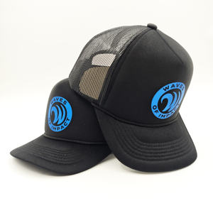 Proveedor de Gorras Trucker Personalizables al por Mayor, con 5 Paneles, Bordado en Malla y Espuma - Product Image 3