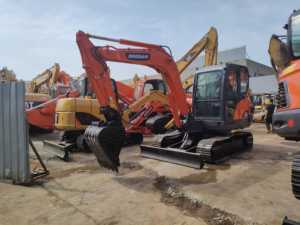 Corea Mini Doosan usado DX60 excavadora de orugas 6 toneladas capacidad Yanmar motor 2022 venta funcionamiento caja de cambios Motor bomba cojinete engranaje - Product Image 6