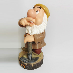 Décoration intérieure Figurine de nain barbu blanc personnalisé Mini petits ornements de jardin Statue de gnome décorative - Product Image 3