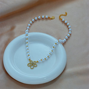European American Style Pearl Rhinestone Flower Pendant Necklace White Party Jewelry Imitation Pearl Beaded Chain N1825 - Product Image 3
