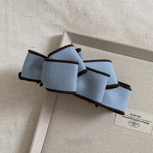 Pinza de Pelo con Lazo de Tela Coreana, Accesorio para el Cabello Vertical para Mujer, Diseño Geométrico de 8 cm, para Fiestas, Bodas, Aniversarios - Product Image 6