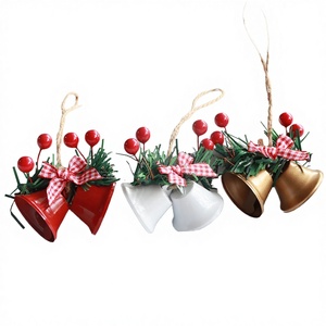 Decorazione Natalizia a Forma di Fiocco di Neve a Cinque Punte Fatta a Mano di Alta Qualità con Accessori a Forma di Bacca Impermeabile - Product Image 5