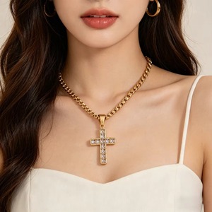Collar con Colgante de Cruz Cuadrada con Incrustaciones de Circonitas Multicolor, para Hombre y Mujer, de Acero Inoxidable, Dorado y Plateado, Joyería Religiosa Cristiana - Product Image 1