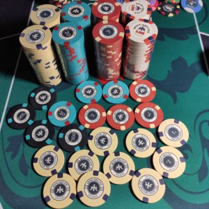 <span class=keywords><strong>Tina</strong></span> classico 9.5g 11g ceramica Poker Chips Stock merci chiare su misura il tuo Logo - Product Image 2